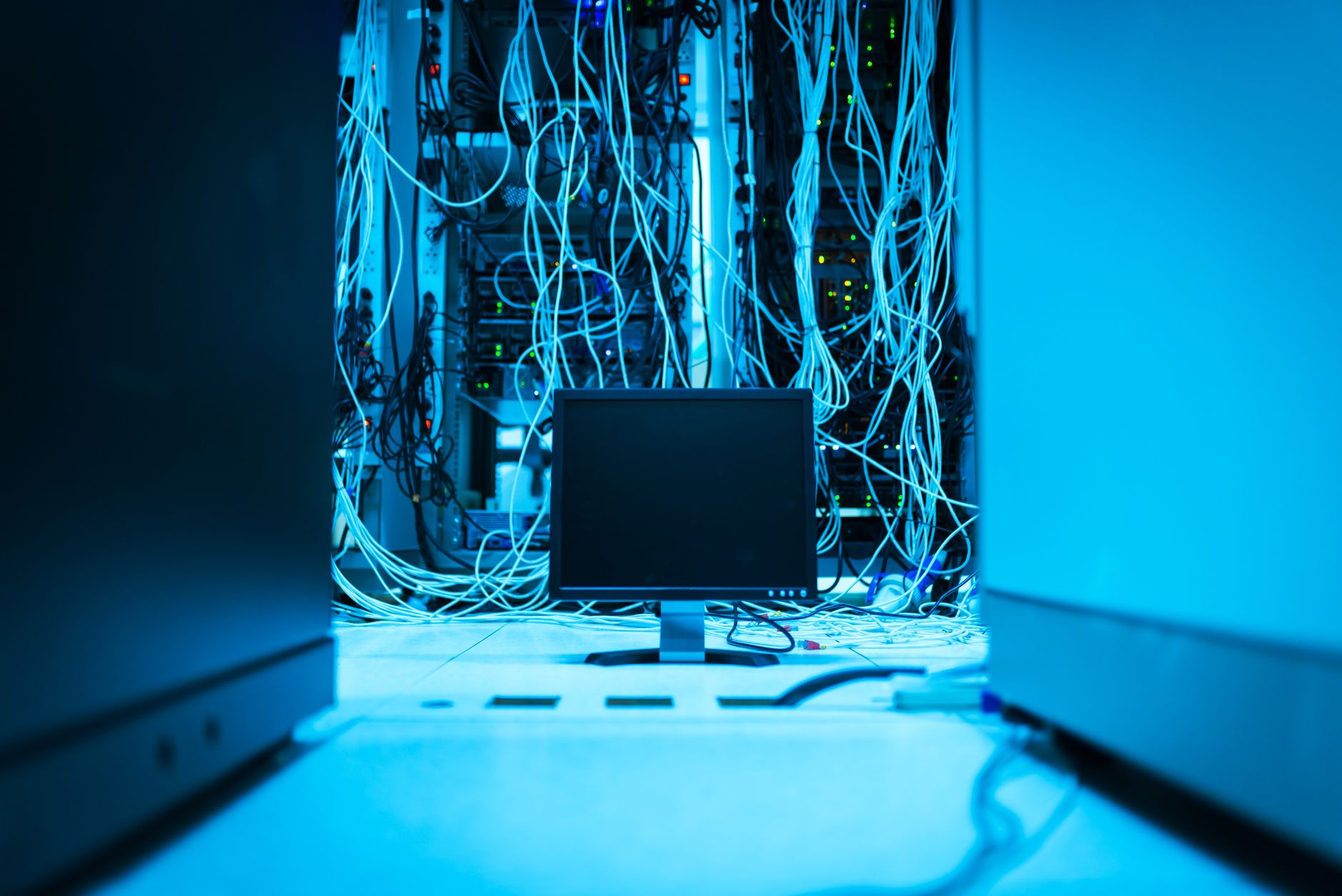 Apagar una inteligencia artificial: ¿es posible y qué implicaciones tendría?