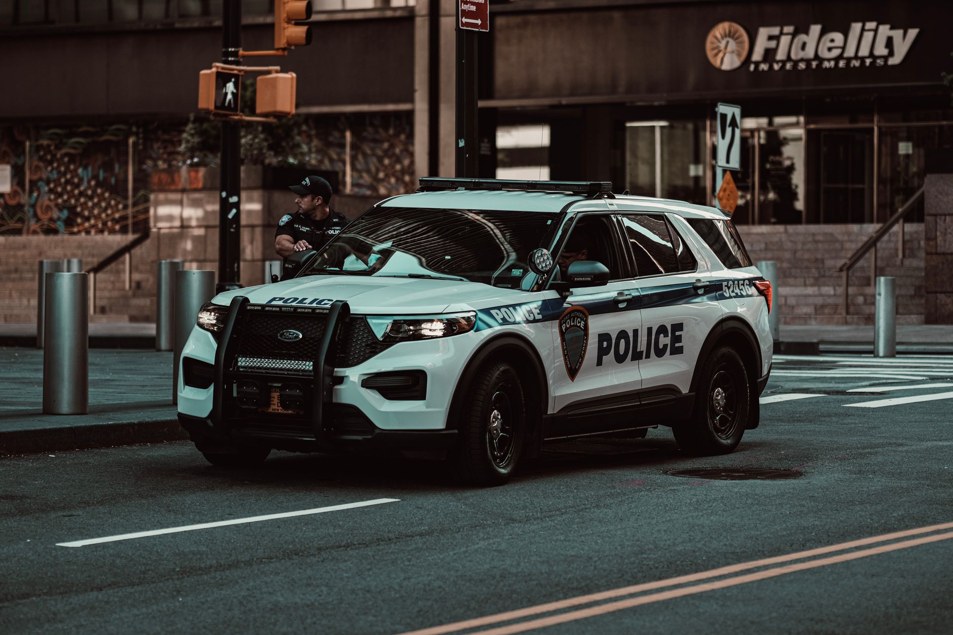Policía de San Francisco investiga robo con allanamiento y tiroteo
